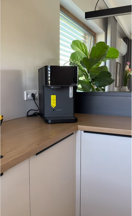 Mniej butelek, więcej miejsca – Hydrofast C300 w codziennej kuchni